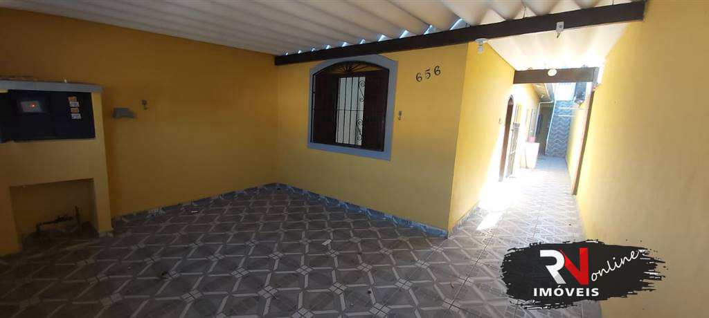 Casa à venda com 3 quartos, 120m² - Foto 1