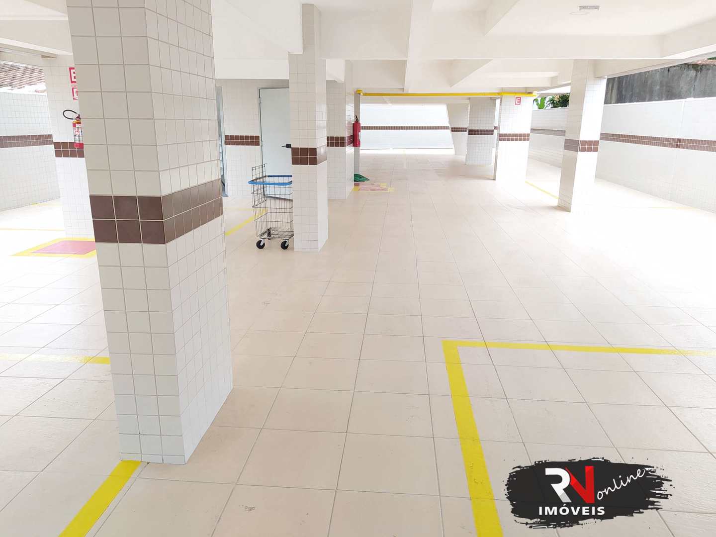 Apartamento à venda com 2 quartos, 62m² - Foto 23