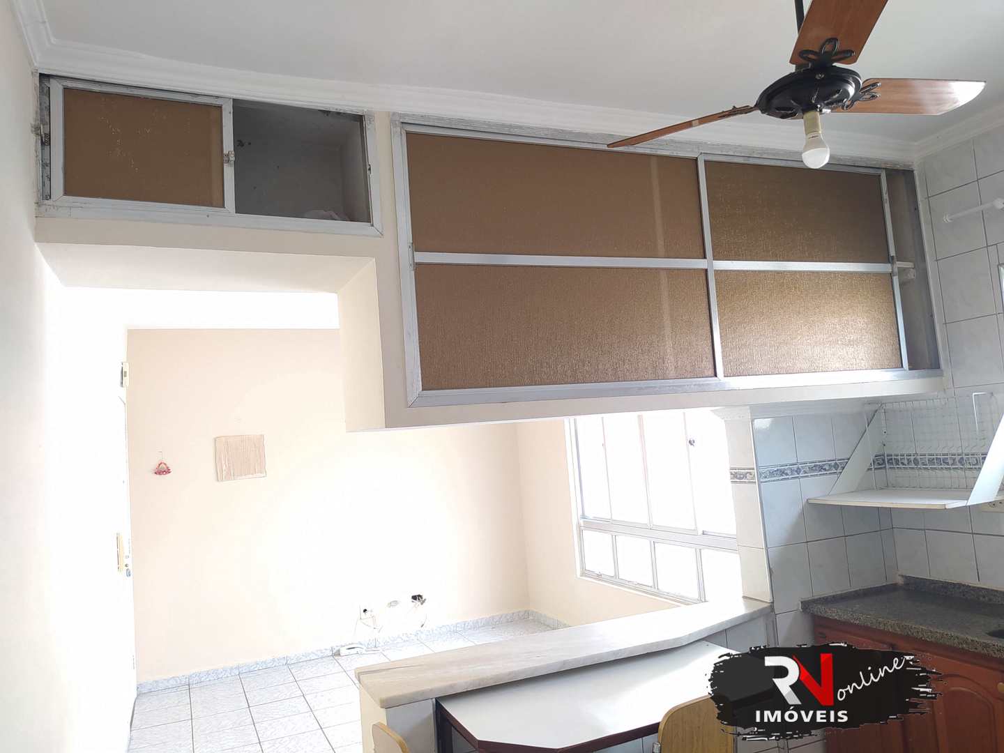 Apartamento à venda com 1 quarto, 41m² - Foto 11