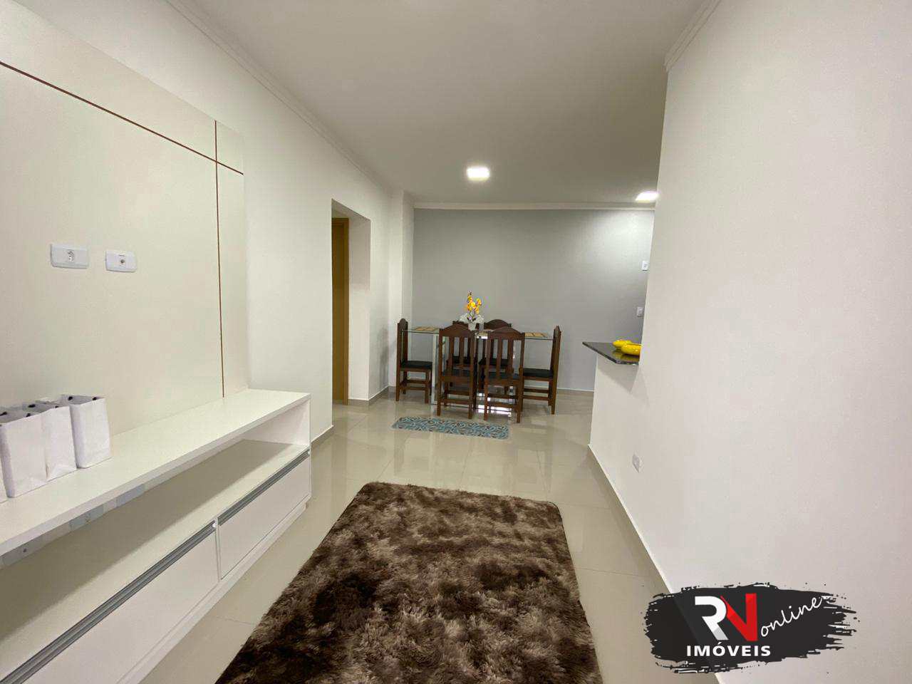 Apartamento à venda com 2 quartos, 75m² - Foto 3