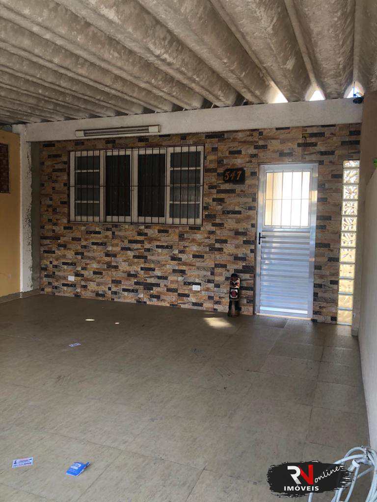 Casa à venda com 2 quartos, 110m² - Foto 1