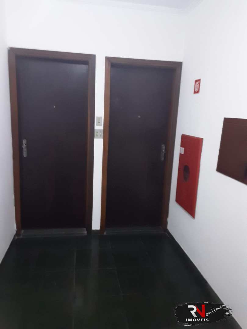 Apartamento à venda com 1 quarto, 50m² - Foto 15