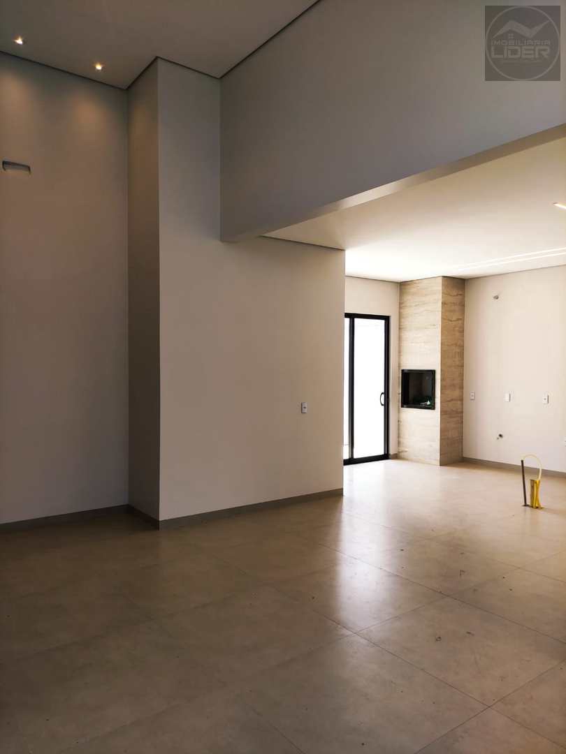 Casa de Condomínio à venda com 3 quartos, 250m² - Foto 15
