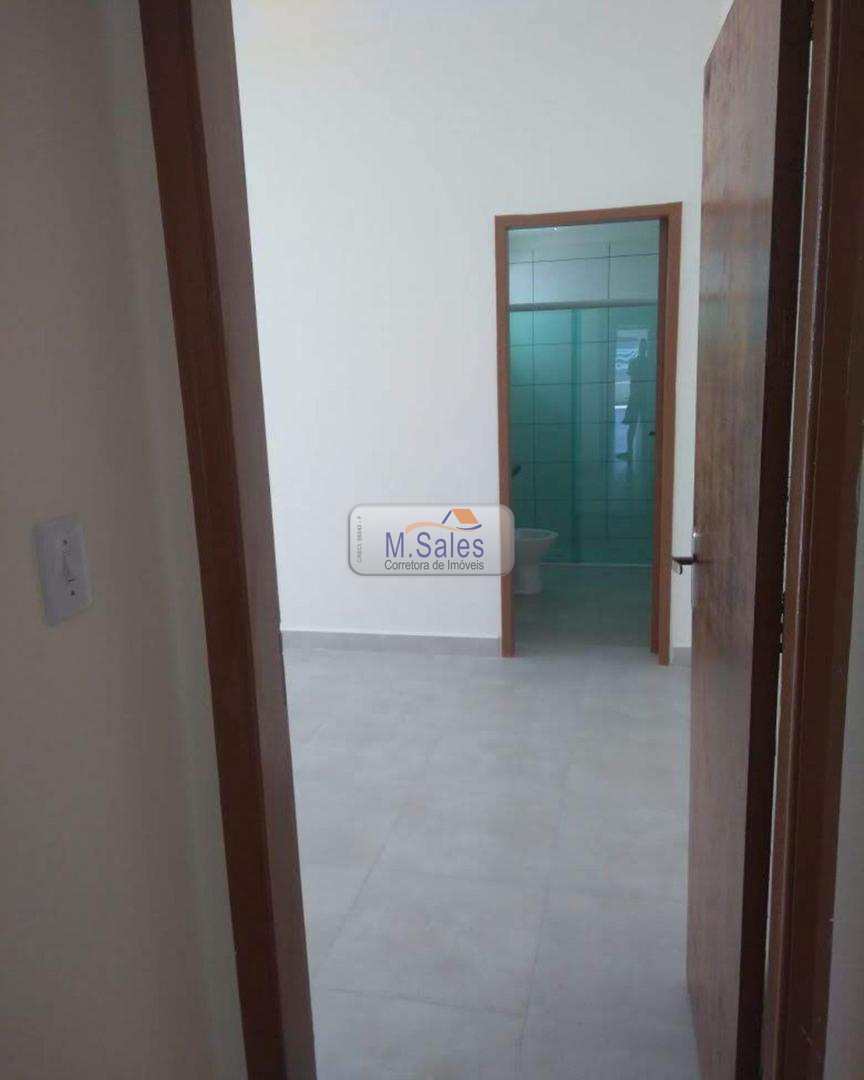 Casa à venda com 3 quartos, 168m² - Foto 3