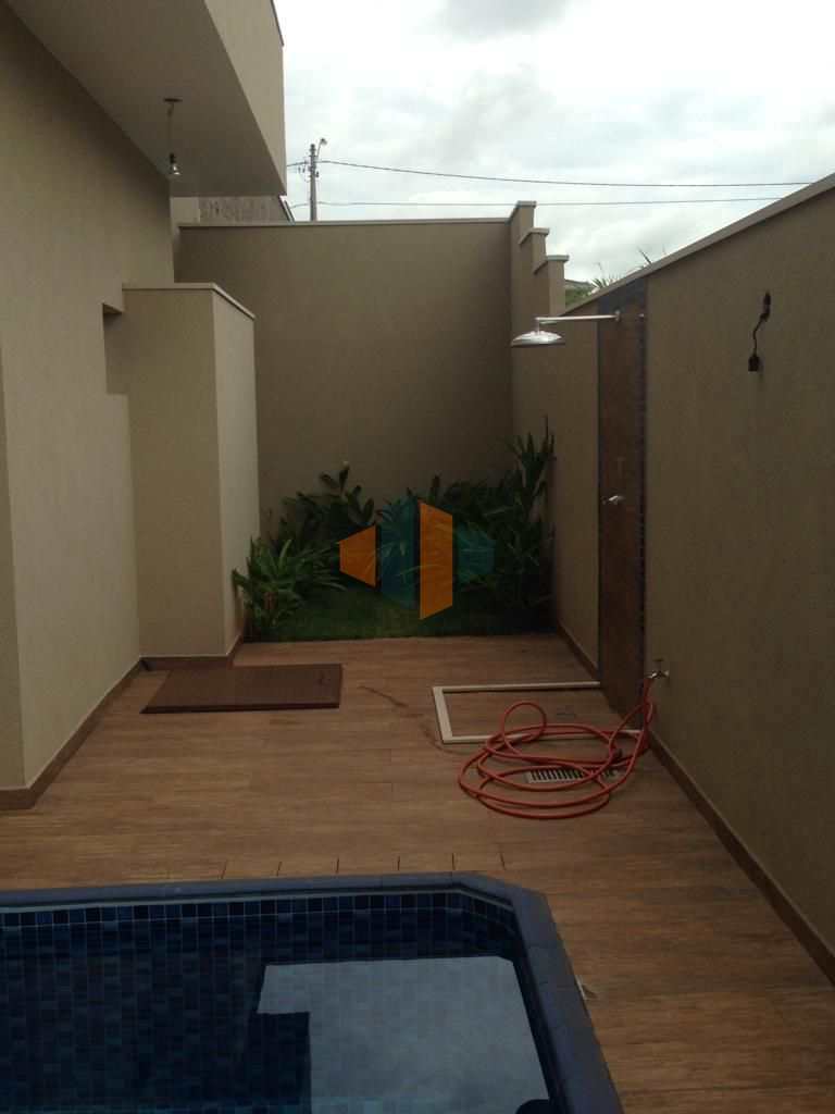 Casa de Condomínio à venda com 3 quartos, 300m² - Foto 32