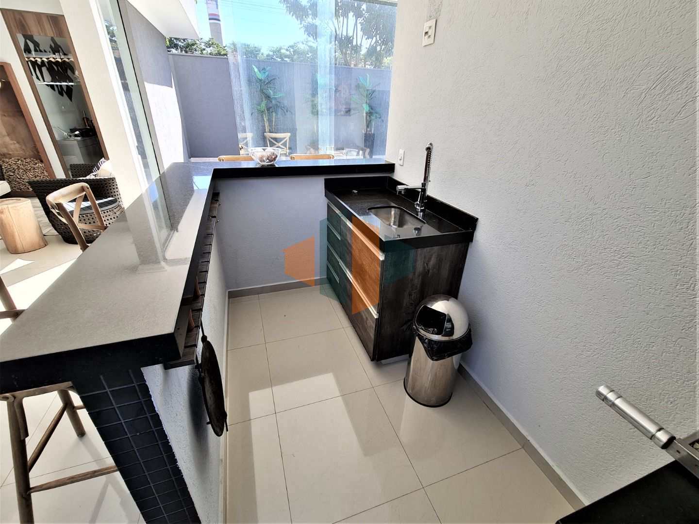 Casa de Condomínio à venda com 3 quartos, 320m² - Foto 29