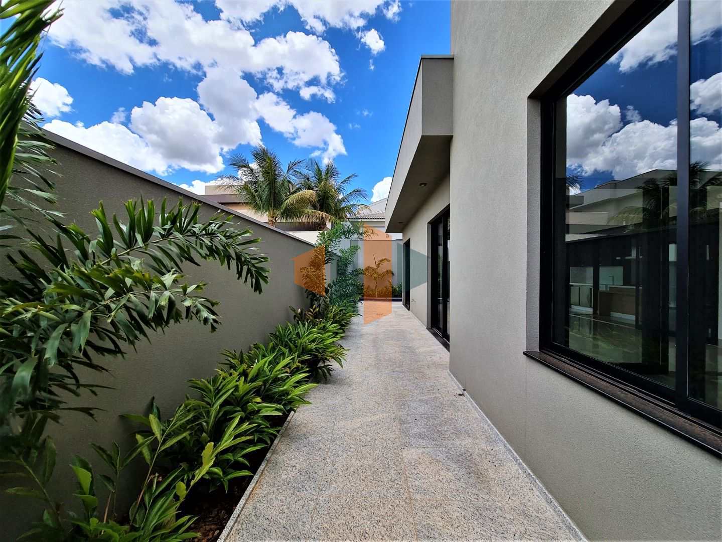 Casa de Condomínio à venda com 4 quartos, 258m² - Foto 41