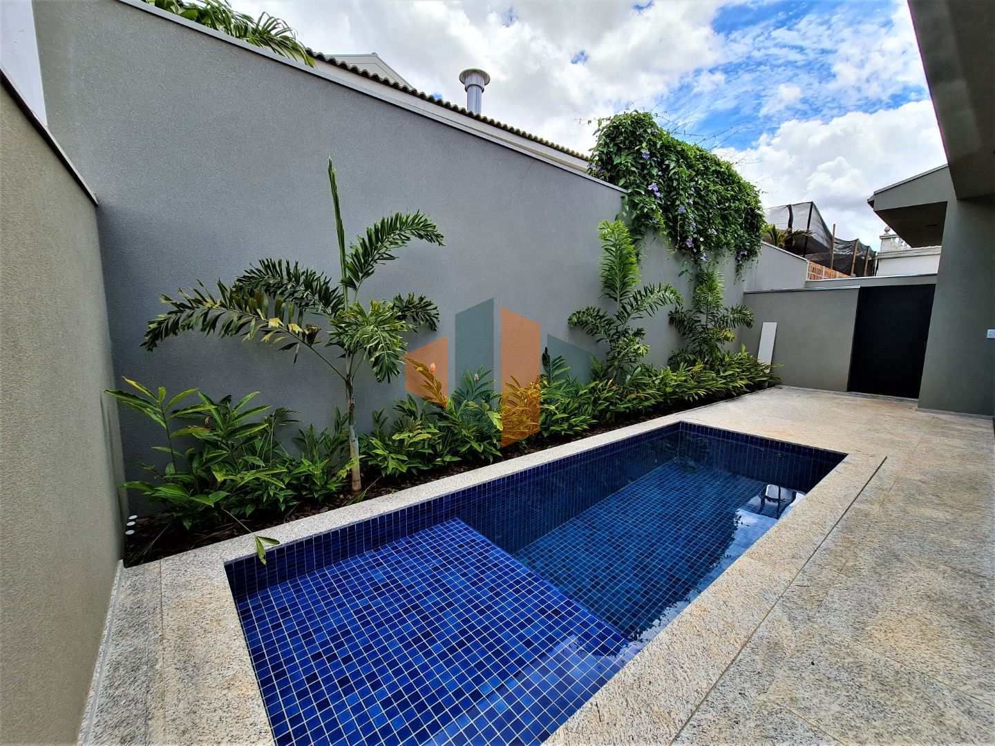 Casa de Condomínio à venda com 4 quartos, 258m² - Foto 37