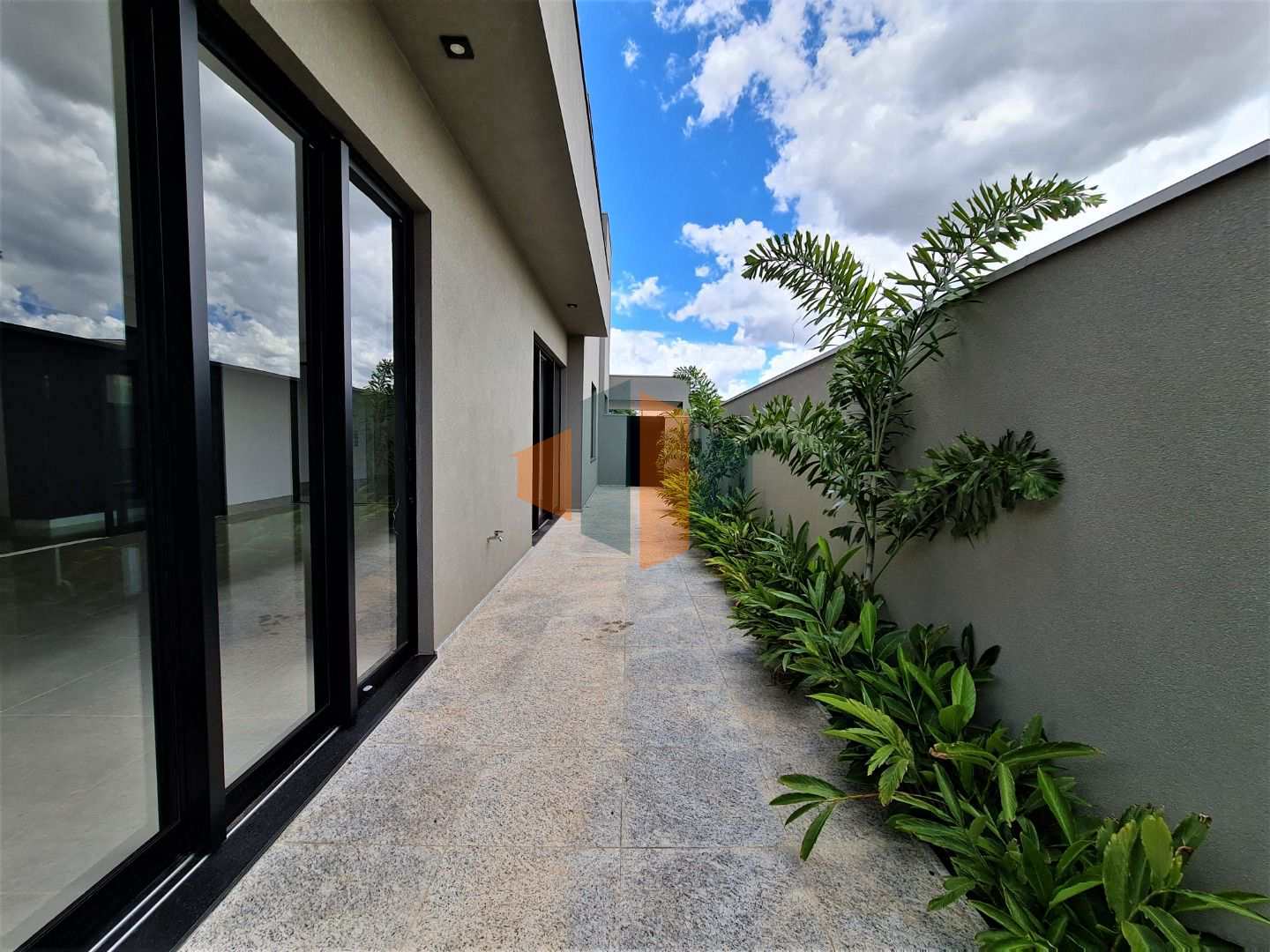 Casa de Condomínio à venda com 4 quartos, 258m² - Foto 43