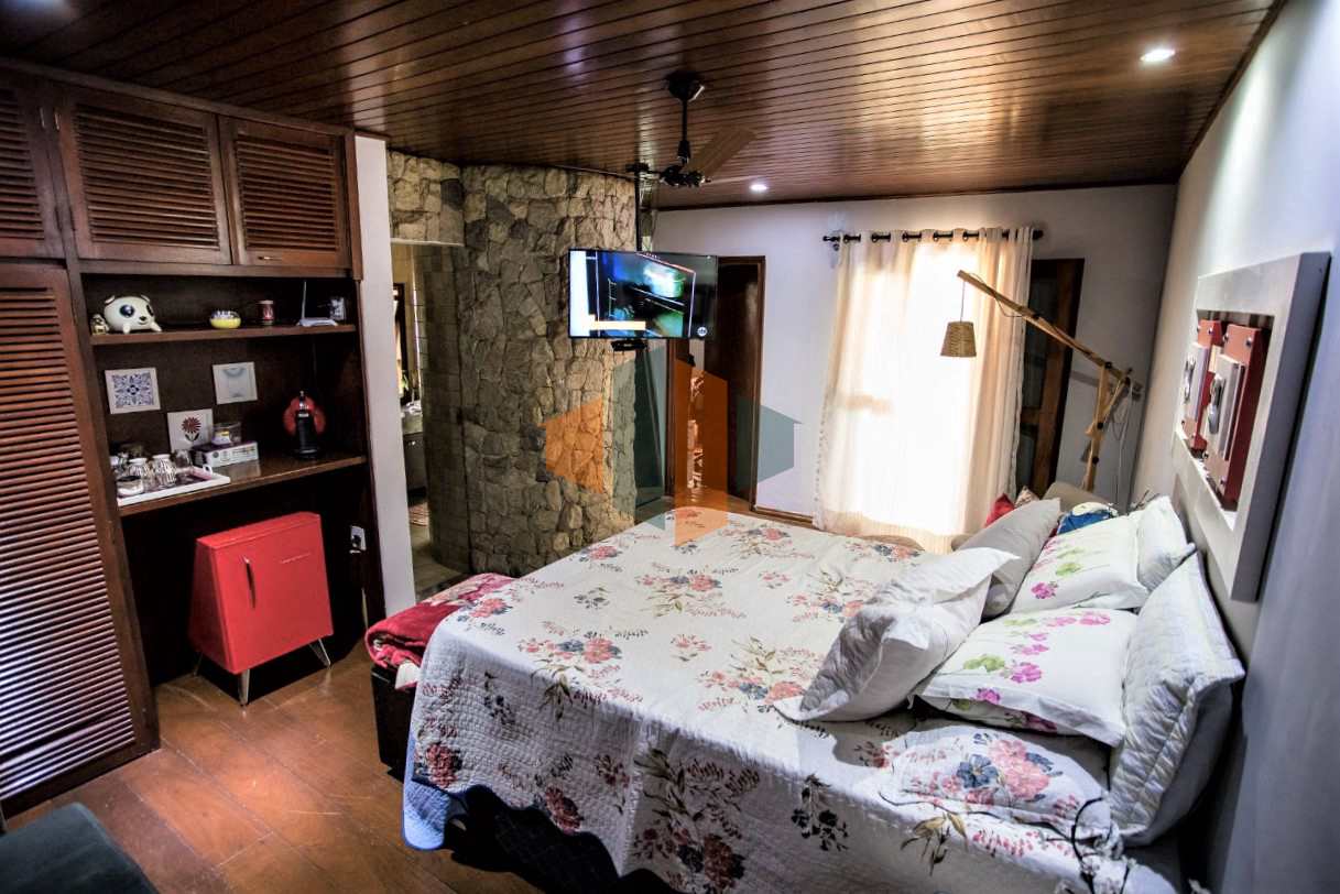 Casa de Condomínio à venda com 4 quartos, 600m² - Foto 16