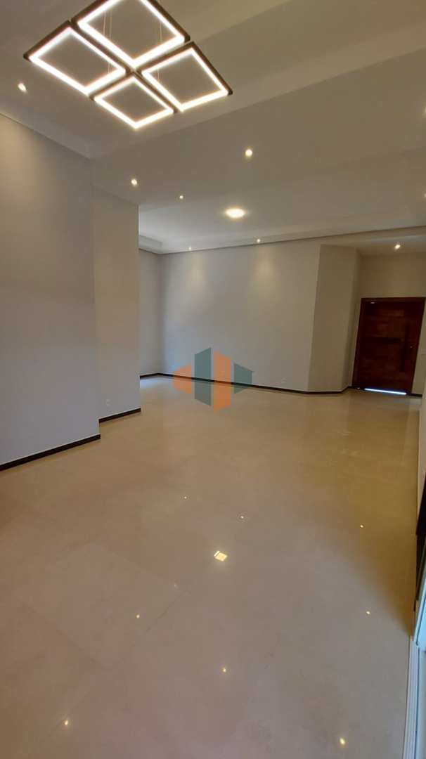 Casa de Condomínio à venda com 3 quartos, 250m² - Foto 9