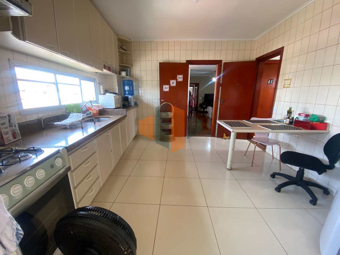 Apartamento à venda com 3 quartos, 144m² - Foto 5