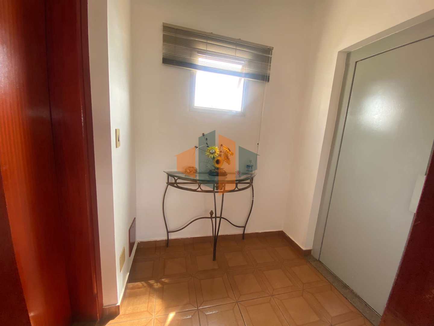 Apartamento à venda com 3 quartos, 144m² - Foto 4