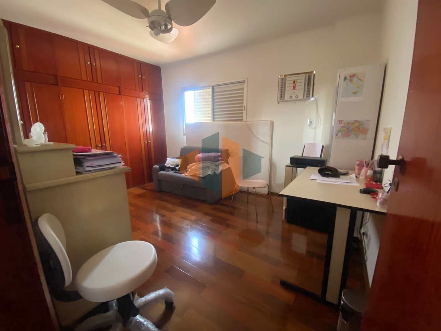 Apartamento à venda com 3 quartos, 144m² - Foto 13