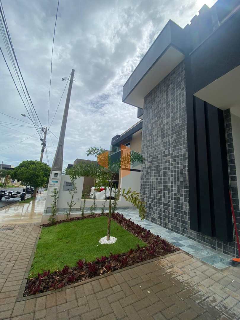 Casa de Condomínio à venda com 3 quartos, 130m² - Foto 1