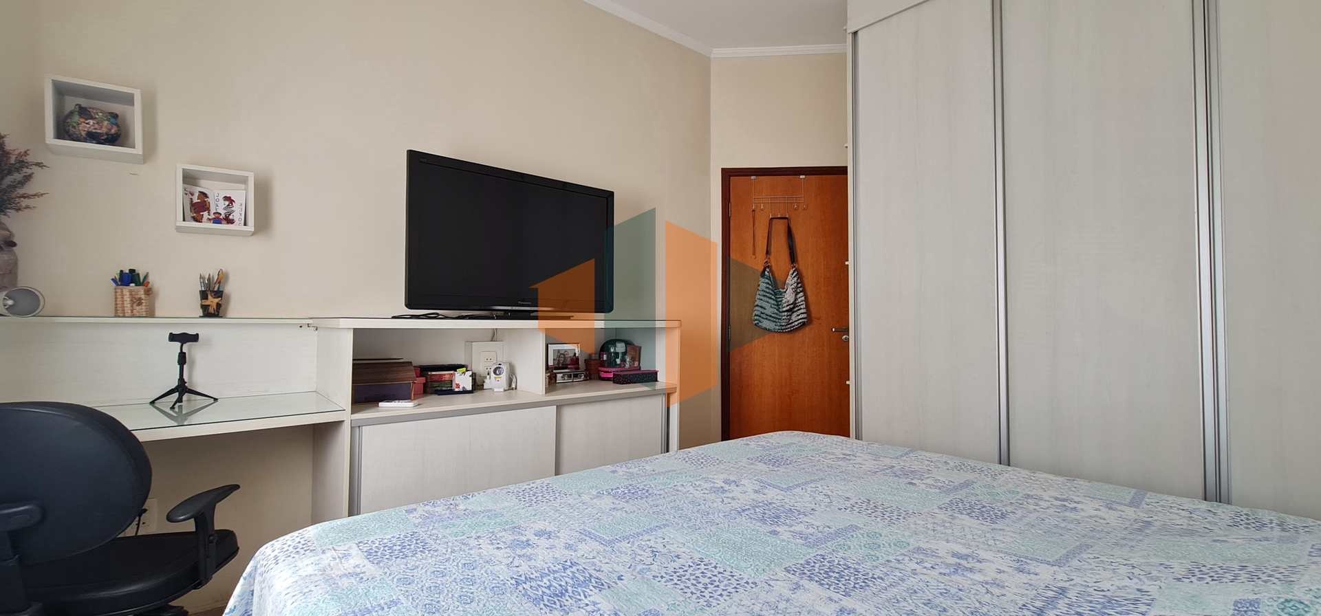 Casa à venda com 3 quartos, 207m² - Foto 18