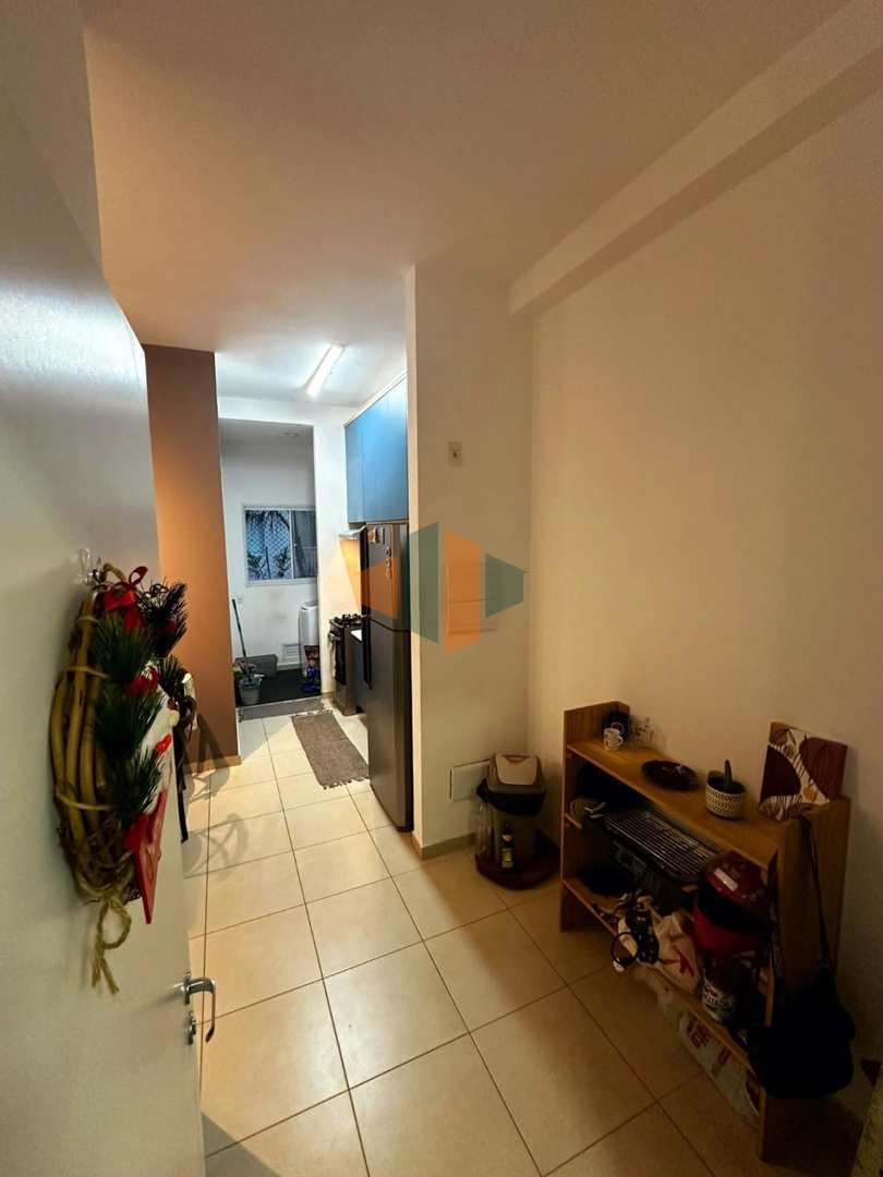 Apartamento à venda com 2 quartos, 51m² - Foto 2