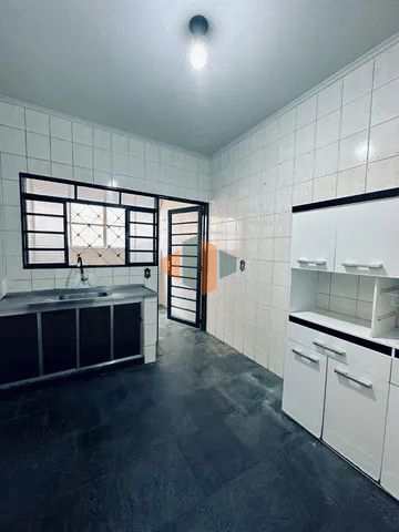 Apartamento à venda e aluguel com 2 quartos, 85m² - Foto 1