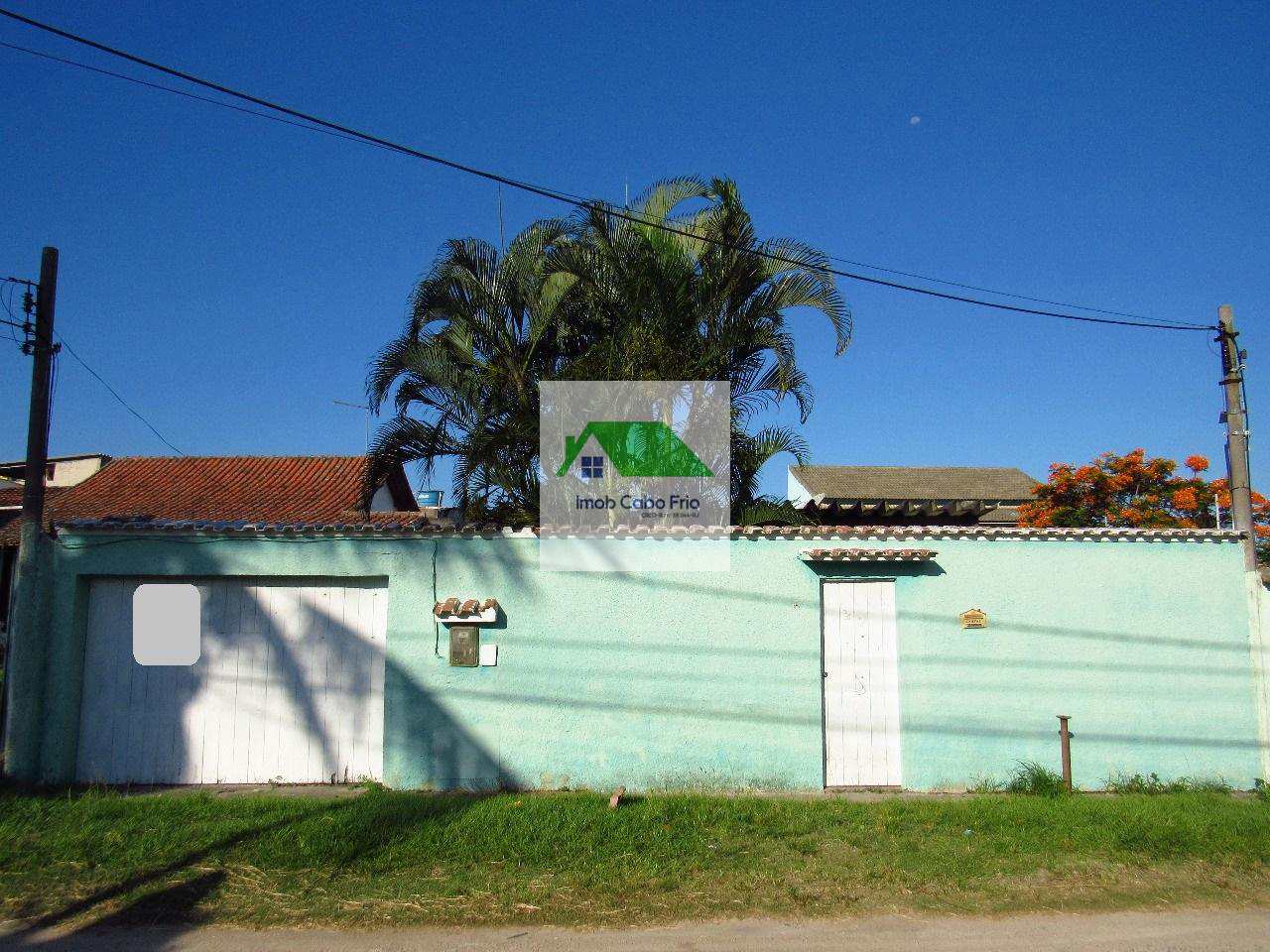 Casa com 3 dorms, Praia do Sudoeste, São Pedro da Aldeia - R$ 360 mil, Cod: 26