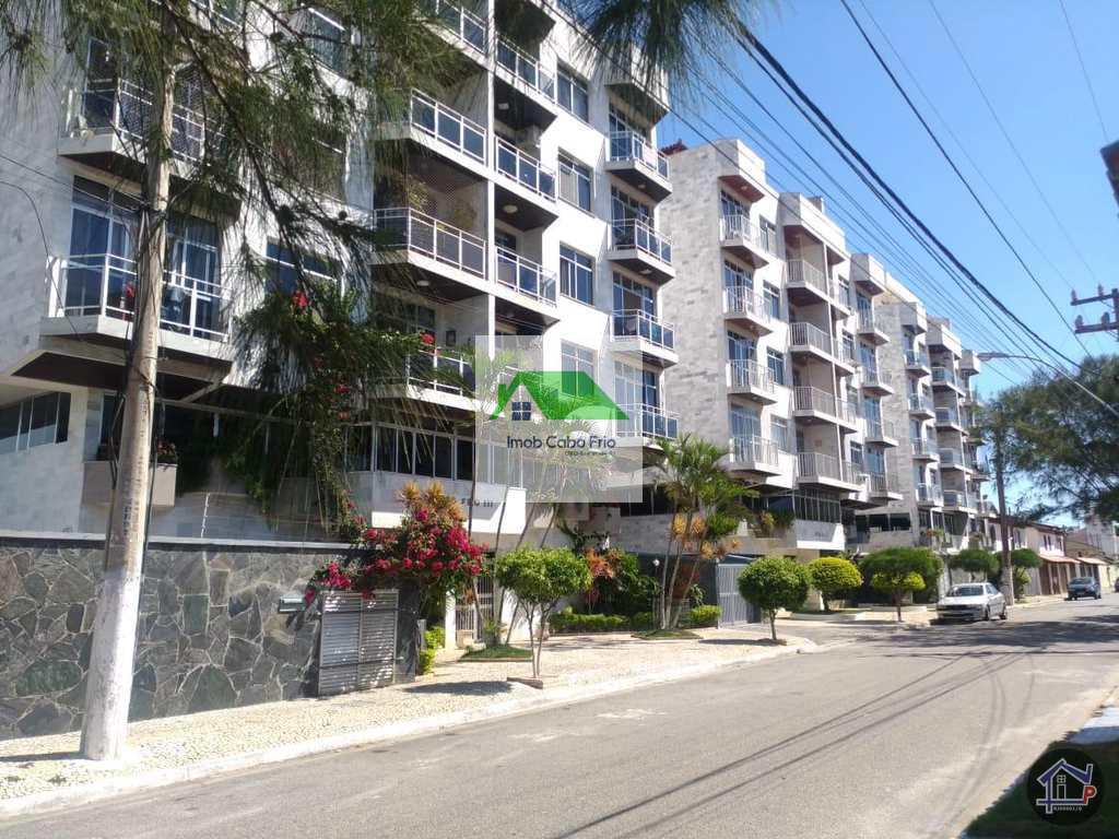 Apartamento com 3 dorms, Braga, Cabo Frio - R$ 450 mil, Cod: 104