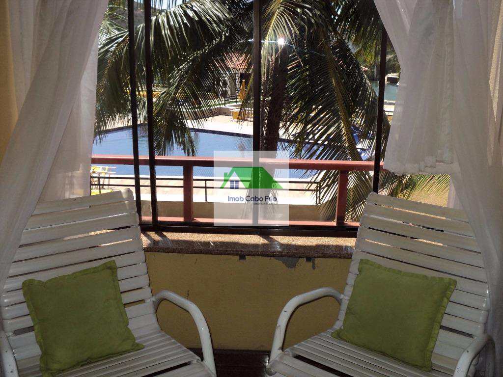 Flat com 1 dorm, Gamboa, Cabo Frio - R$ 380 mil, Cod: 124