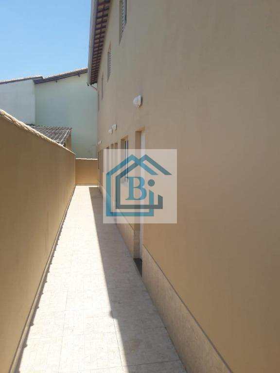 Sobrado à venda com 2 quartos, 45m² - Foto 4