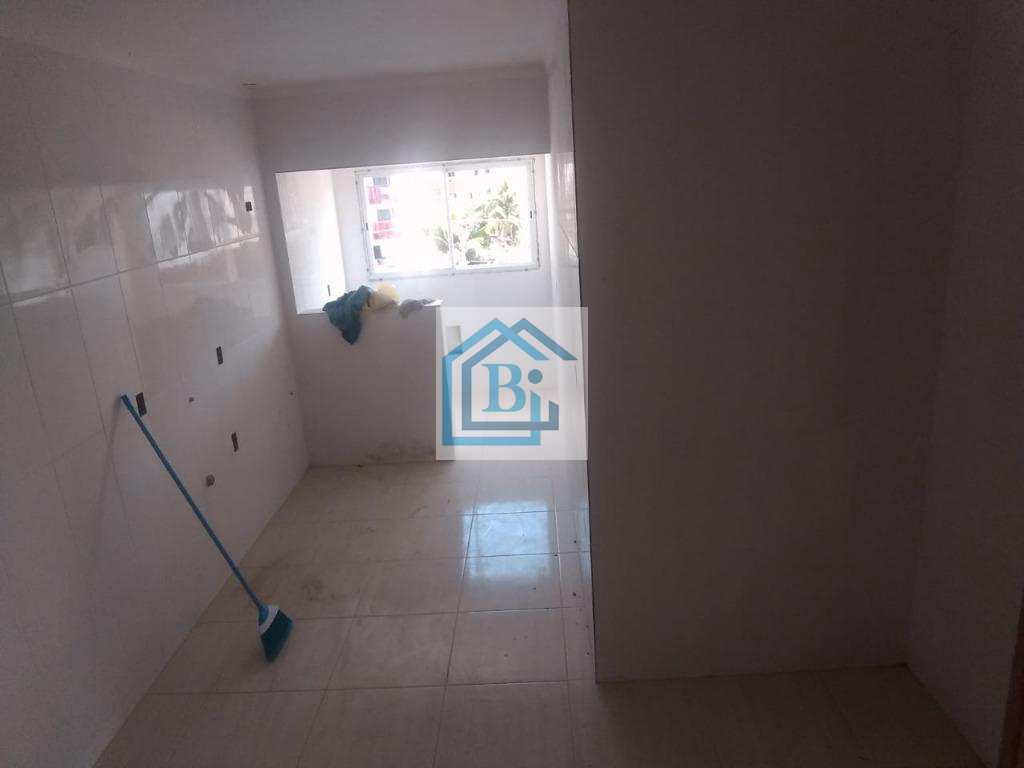 Apartamento à venda com 3 quartos, 6038m² - Foto 3