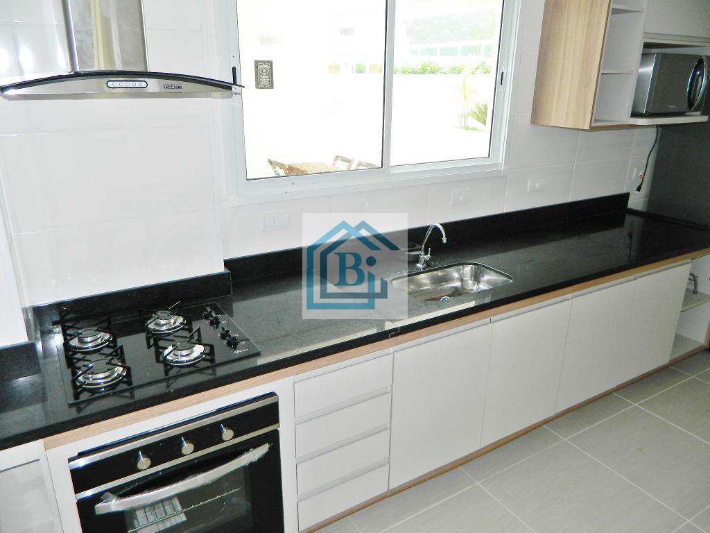 Apartamento à venda com 2 quartos, 79m² - Foto 4