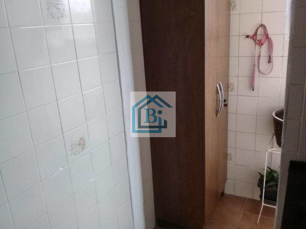 Apartamento à venda com 2 quartos, 74m² - Foto 9