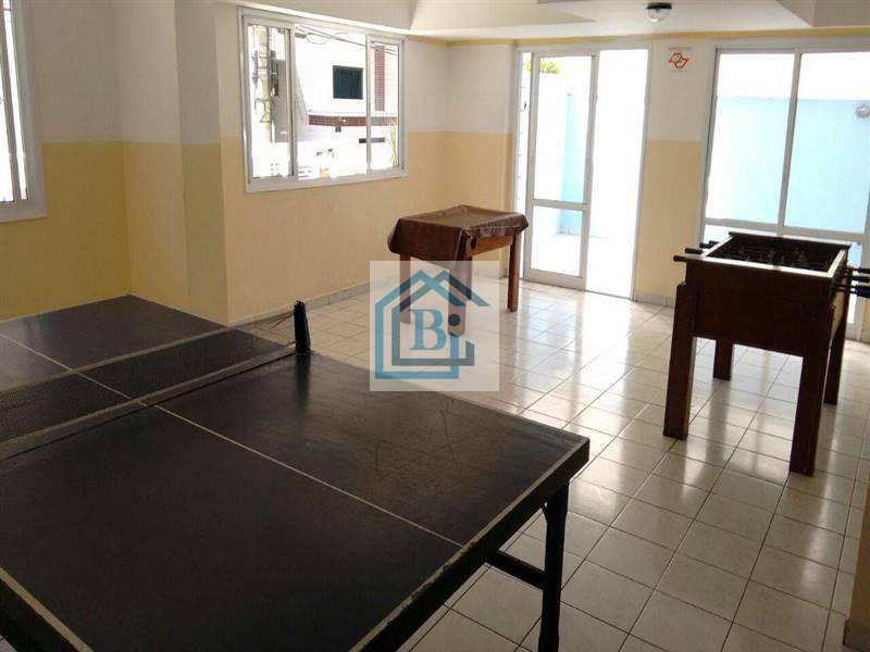 Apartamento à venda com 2 quartos, 70m² - Foto 13