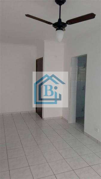 Apartamento à venda com 2 quartos, 70m² - Foto 15