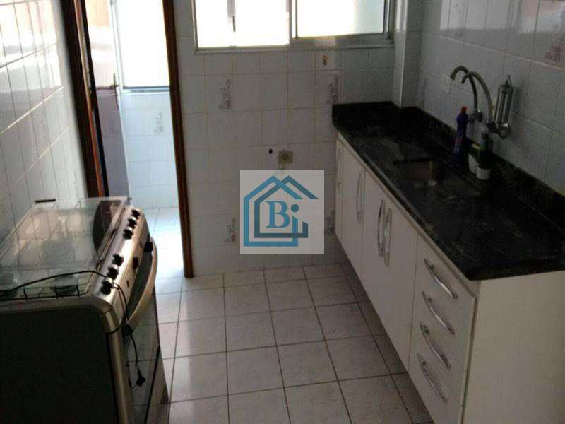 Apartamento à venda com 2 quartos, 70m² - Foto 5