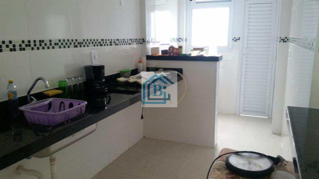 Apartamento à venda com 2 quartos, 96m² - Foto 13