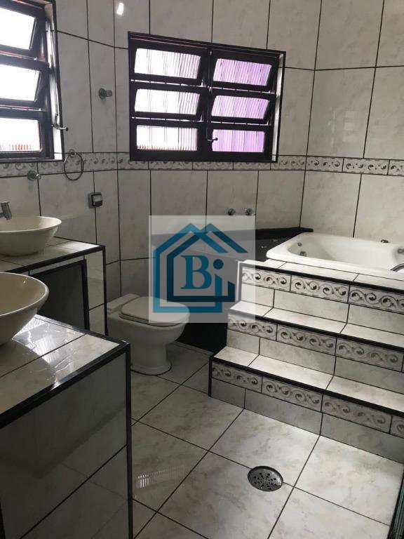 Sobrado à venda com 4 quartos, 312m² - Foto 15