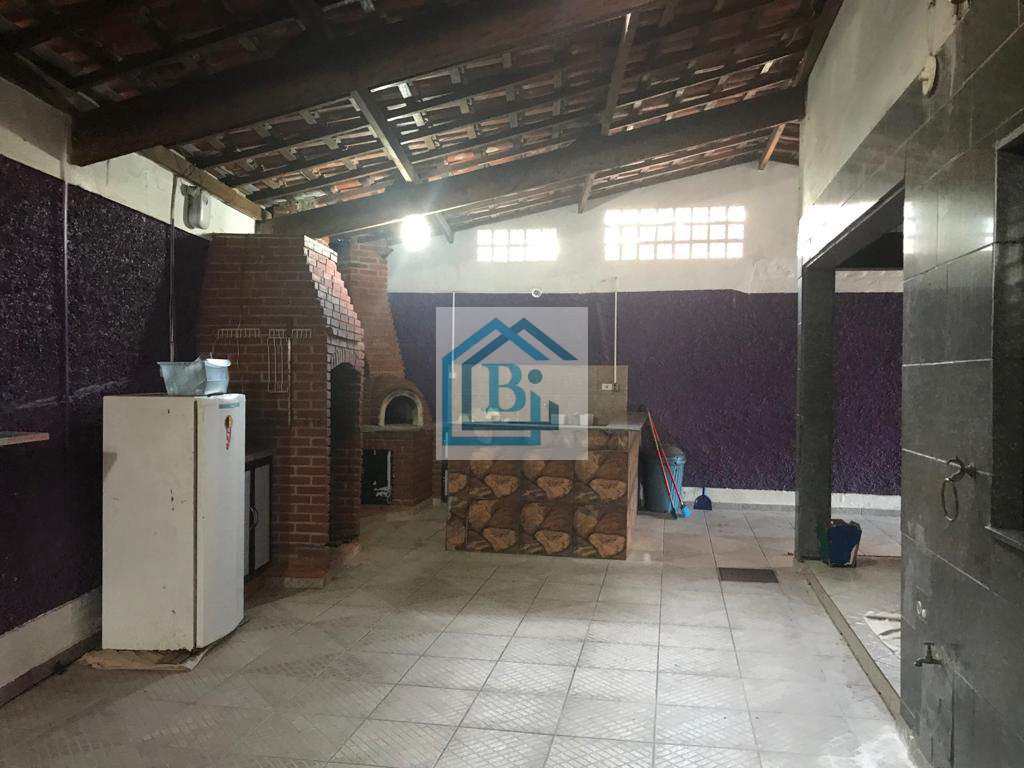 Sobrado à venda com 4 quartos, 312m² - Foto 22