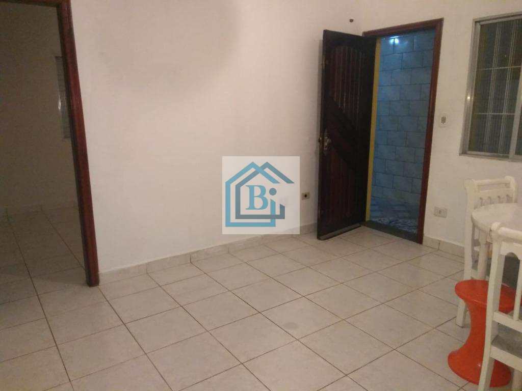 Casa à venda com 3 quartos, 180m² - Foto 4