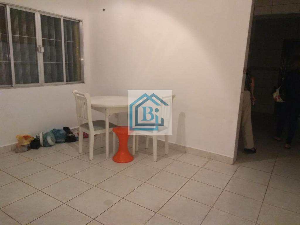 Casa à venda com 3 quartos, 180m² - Foto 5