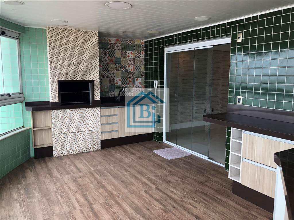 Apartamento à venda com 3 quartos, 200m² - Foto 19