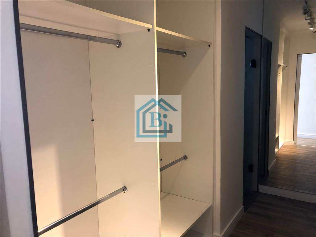 Apartamento à venda com 3 quartos, 200m² - Foto 41