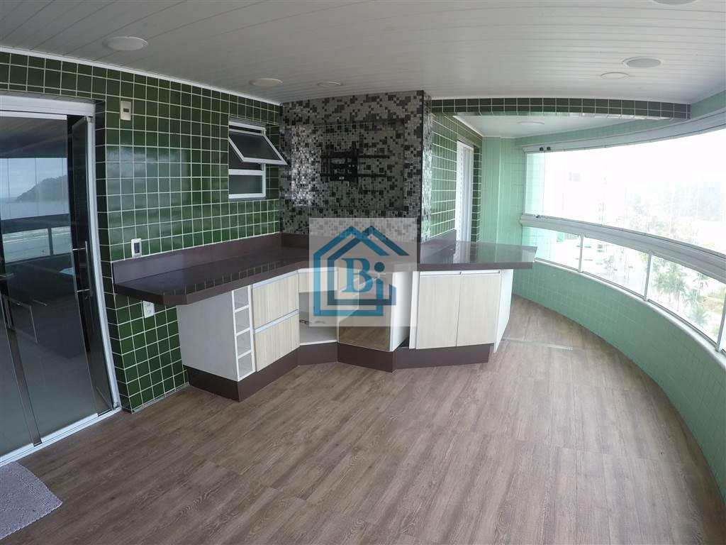 Apartamento à venda com 3 quartos, 200m² - Foto 6