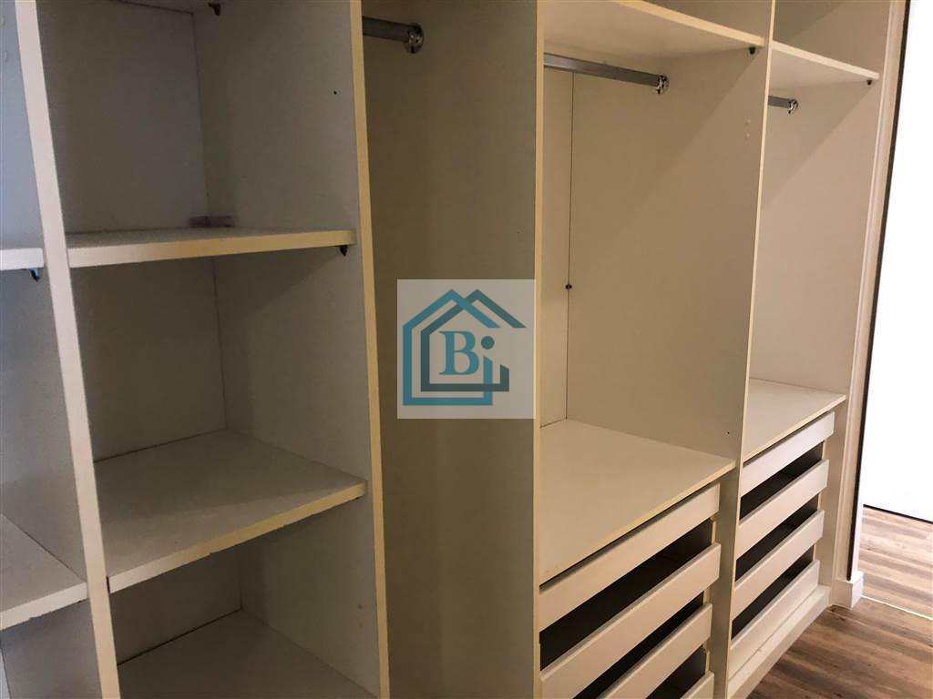 Apartamento à venda com 3 quartos, 200m² - Foto 47