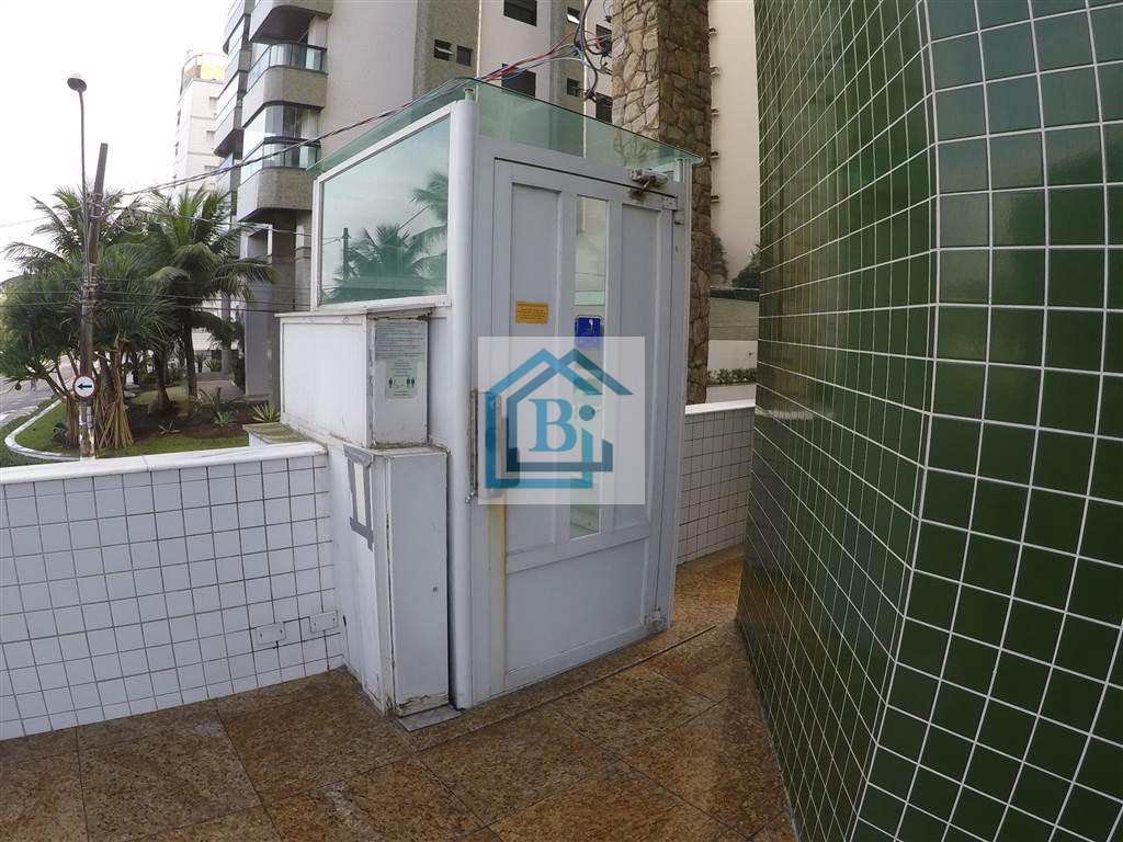 Apartamento à venda com 3 quartos, 200m² - Foto 13