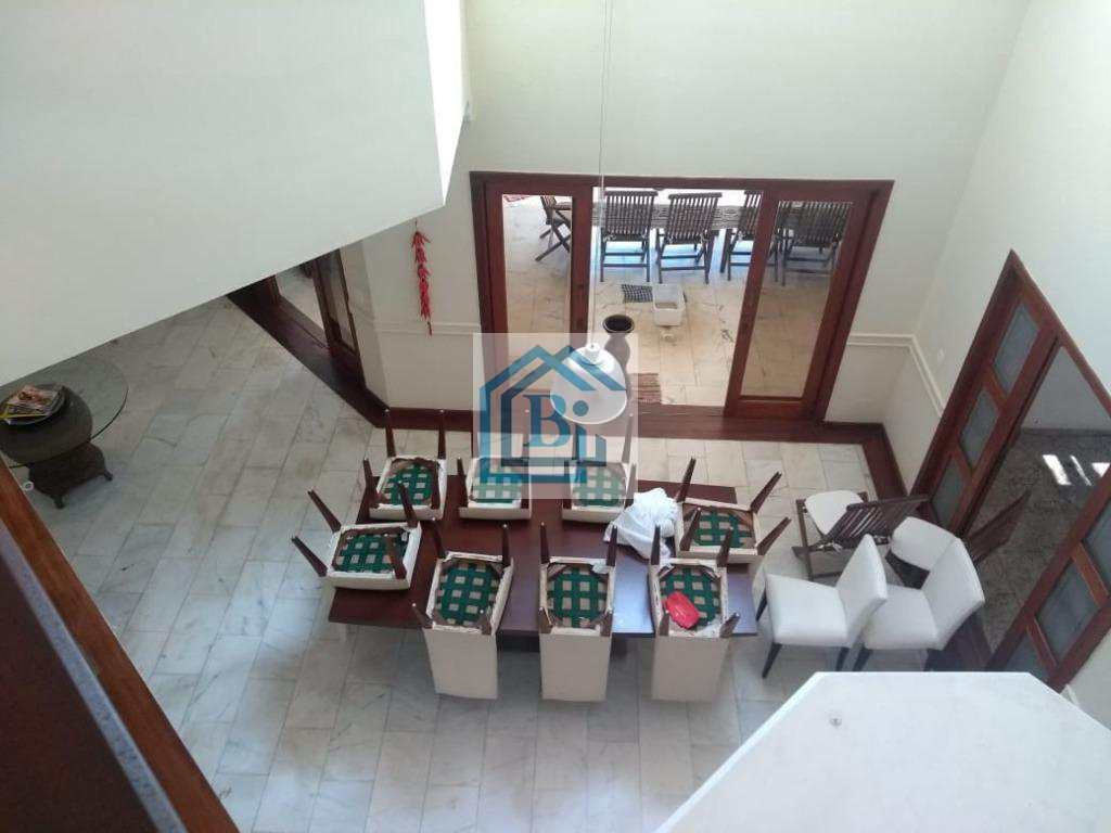 Sobrado à venda com 5 quartos, 580m² - Foto 1