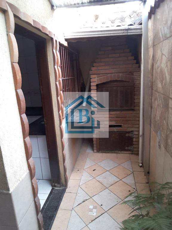 Sobrado à venda com 2 quartos, 80m² - Foto 3