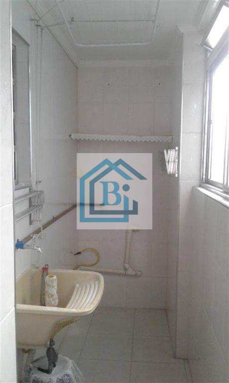 Apartamento à venda com 2 quartos, 90m² - Foto 3