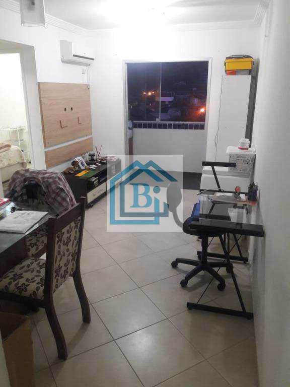 Apartamento à venda com 2 quartos, 60m² - Foto 11