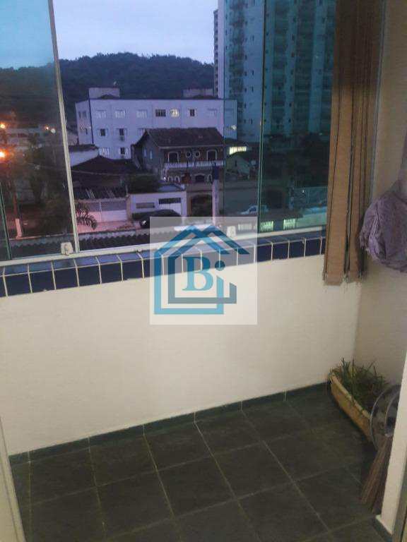 Apartamento à venda com 2 quartos, 60m² - Foto 3