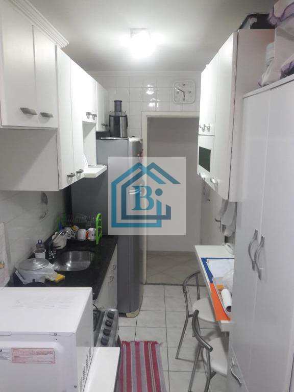 Apartamento à venda com 2 quartos, 60m² - Foto 7