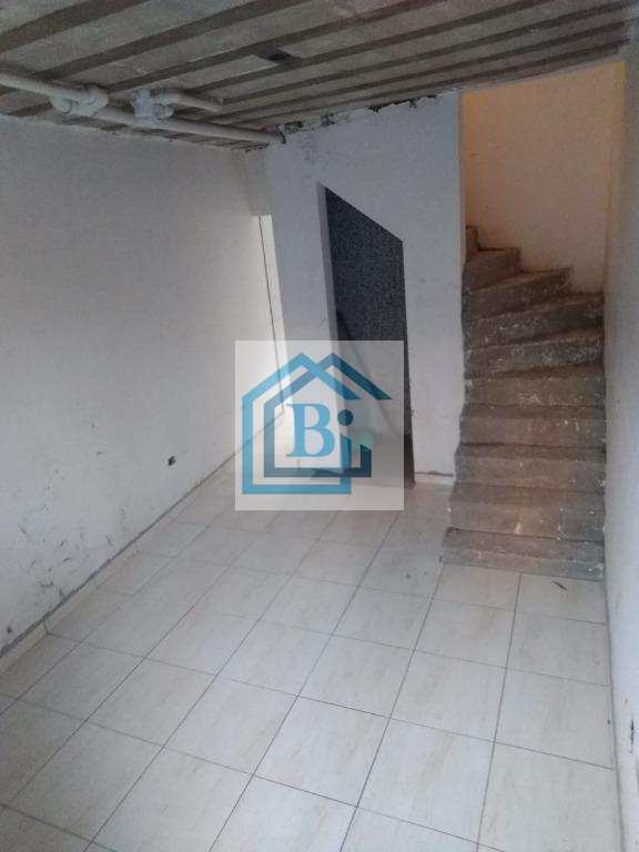 Sobrado à venda com 2 quartos, 62m² - Foto 4