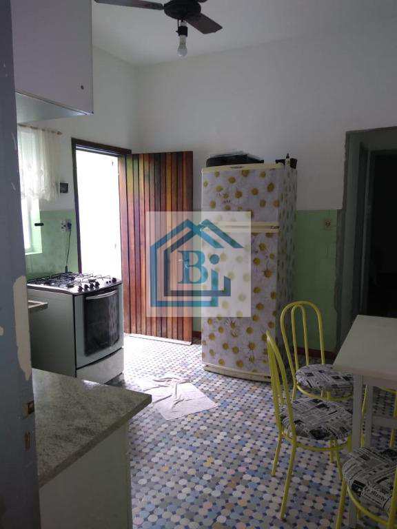 Casa à venda com 1 quarto, 80m² - Foto 4